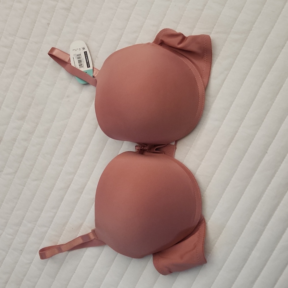 Secret Treasures Push Up Bra. 38B.  NWT